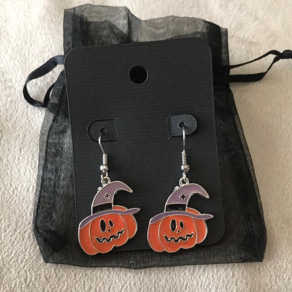 Jack-O-Lantern Pumpkin Earrings - Picture 1 of 4